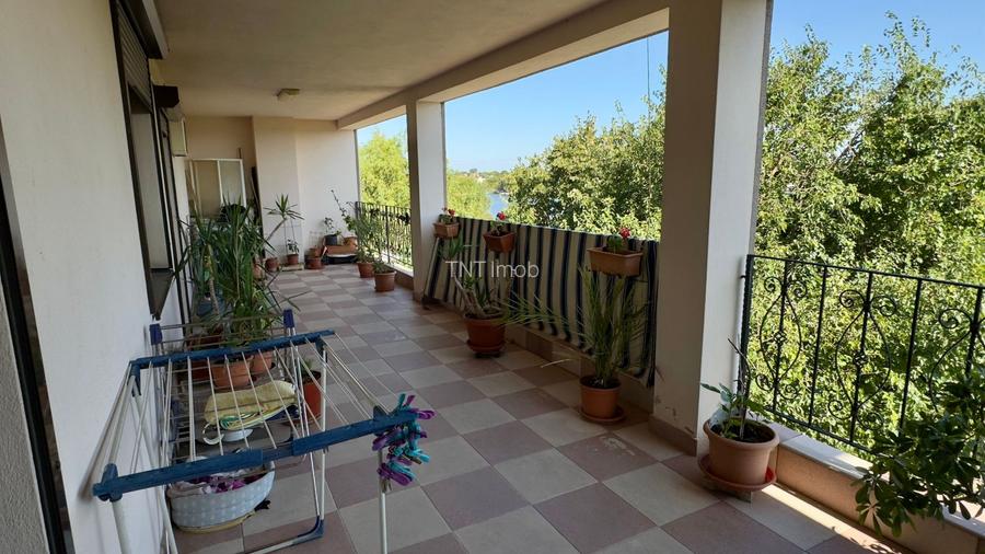 Vila individuala P+1+M cu deschidere la Lacul Snagov, piscina, sauna, ponton ! - 54