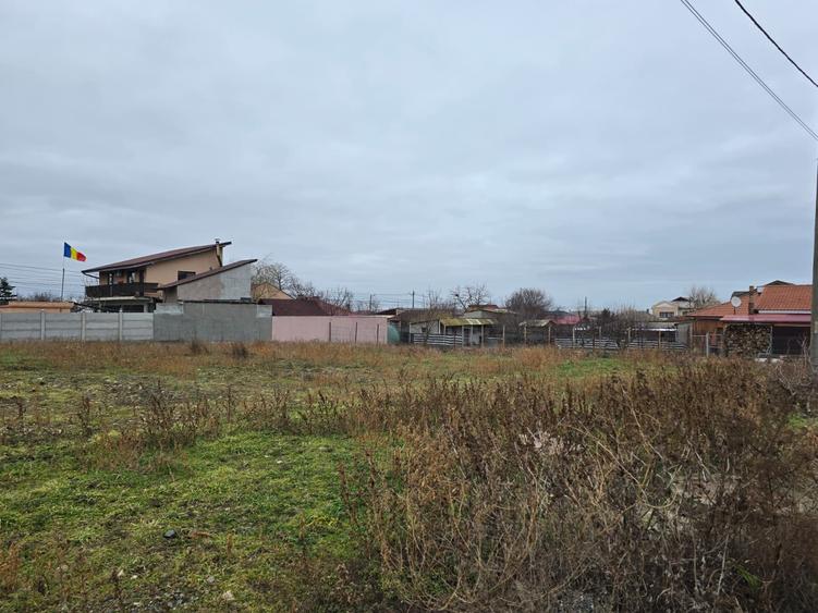 Vand teren in Tuzla partea Mari Negre