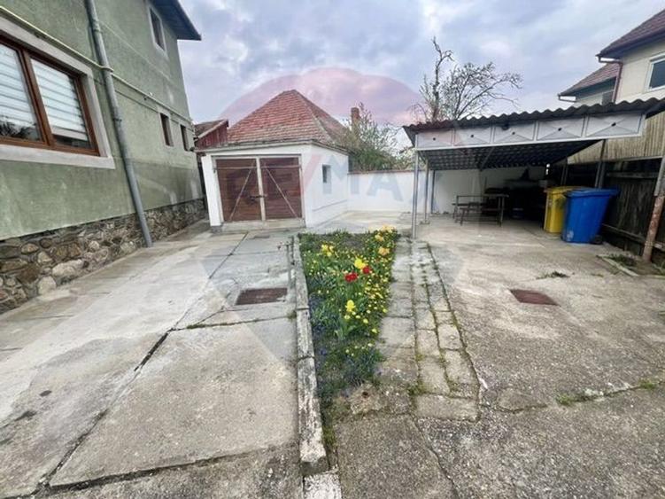 Casă cu 3 camere de vânzare Calea Dumbravii