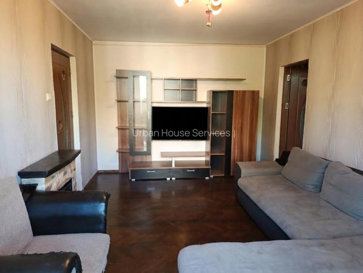 Apartament 3 camere semidecomandat, partial mobilat, zona Titan - 2