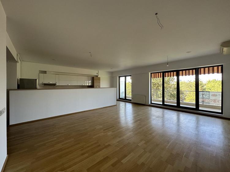 BEST DEAL Satul Francez | Herastrau | 4 camere | Vedere Parc | loc de parcare