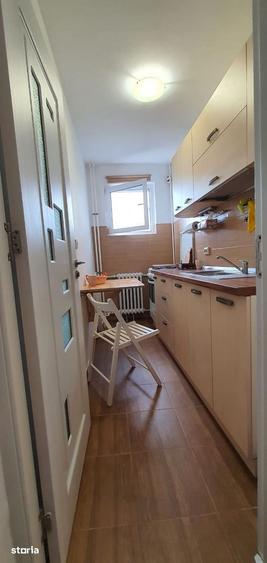Garsoniera de inchiriat la Piata Gorjului, 2 minute pe jos de metrou