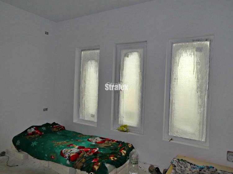 Casa individuala  cu 4 camere si 2 bai - 11