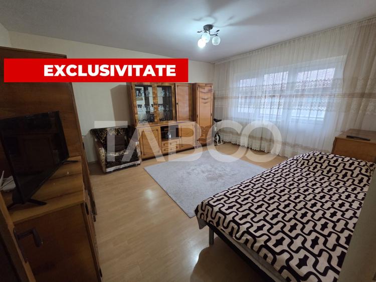 Apartament 2 camere de vanzare zona Titu Pertia 2 balcoane 51mp utili