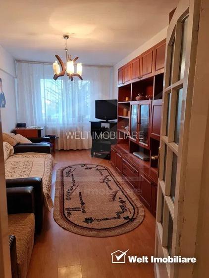 Vând apartament 3 camere, Dambu Rotund