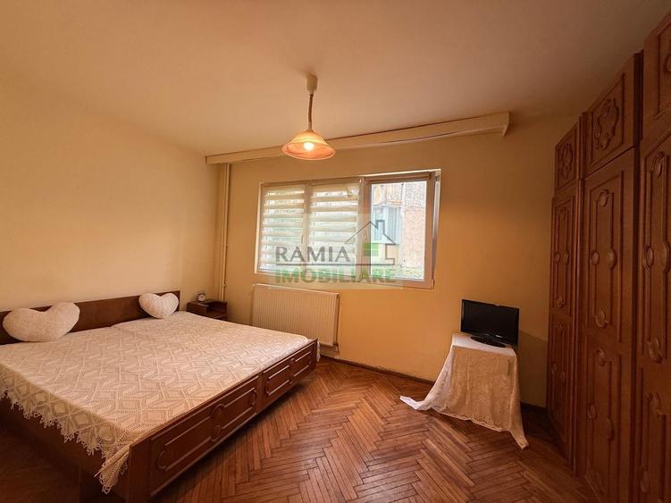 Apartament 2 camere, Centrul Civic – zona CEC Bank