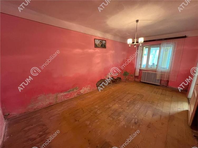 Casa individuala cu 2 camere teren 470 mp situata in Cisnadie Sibiu