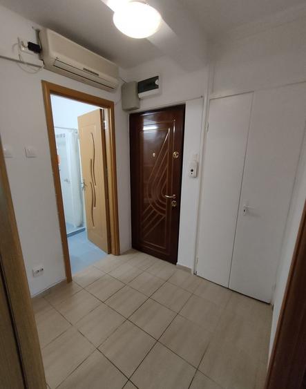 Apartament 2 camere bloc tip P reabilitat Mall Plaza, Drumul Taberei