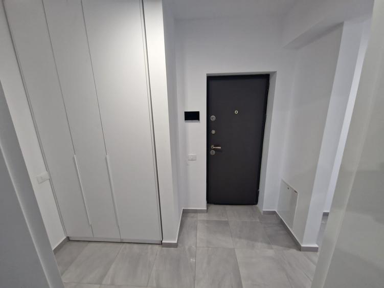 Tomis Plus - 2 camere decomandate, parcare, boxa, termen lung-600euro