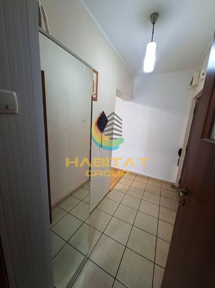Calea Calarasi 3 camere semidecomandat 59 mp gata de mutare