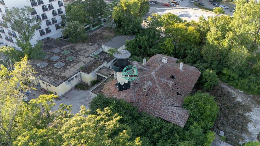 Vand fostul BAR ORIENT din MAMAIA avand teren 4371m, langa Vila Regala ( Regina