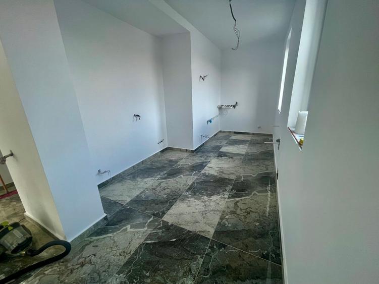 Casa individuala 5 cam. Teren 218mp. 600m fata de metrou