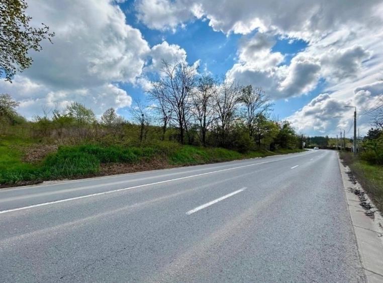 Teren intravilan Bucium Iași – plan doi, 55 ml deschidere, drum privat 7 m