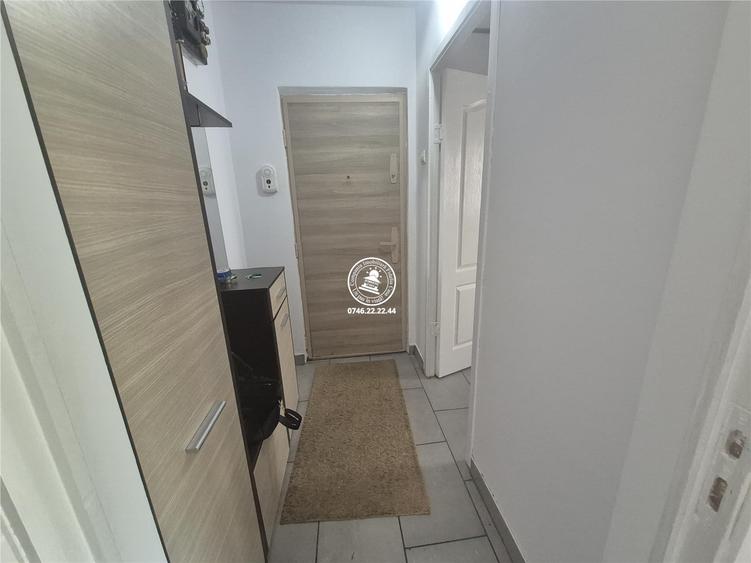 Apartament 3 camere de vanzare zona Dacia