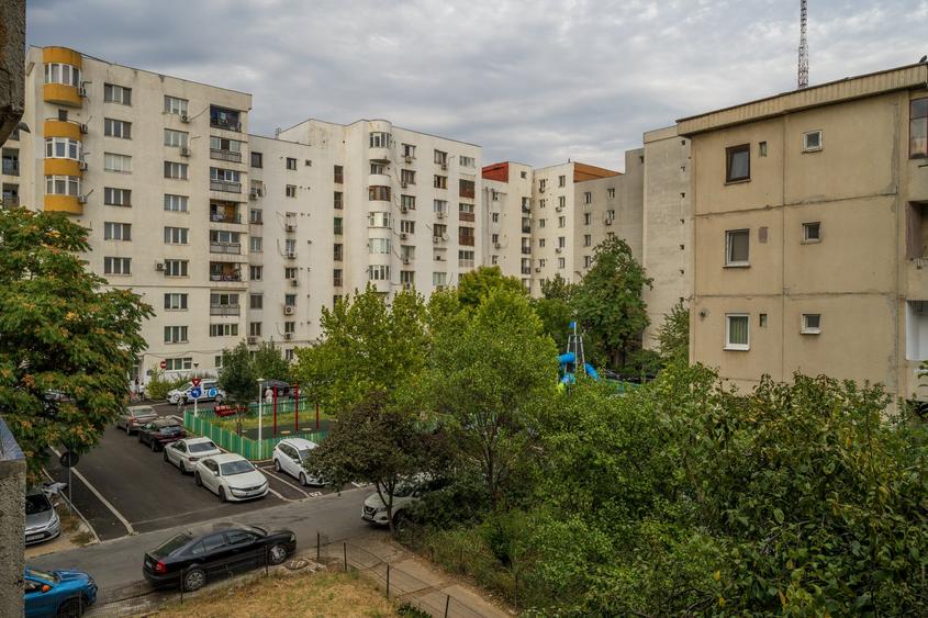 Militari, Virtutii, str. Dealului, 2/4, decomandata