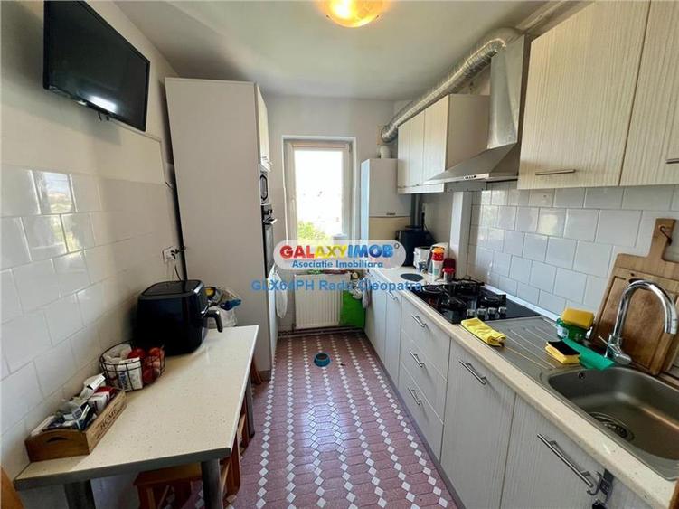 Vanzare apartament 4 camere, Ploiesti, zona Lamaita