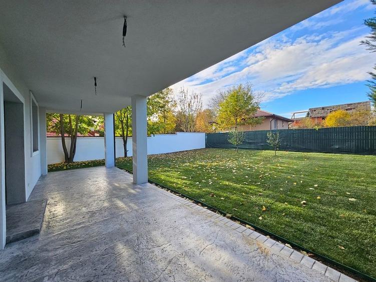 Vila unica in Snagov | 5 camere | Stil american | Langa padure | Finisaje noi