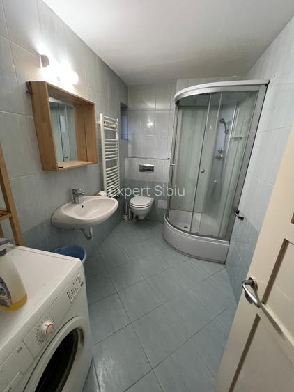 INCHIRIEZ apartament 2 camere cu curte,renovat,zona Strand - 7