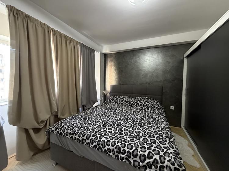 Apartament 3 camere, renovat, lift, 2 bai, zona Tipografilor
