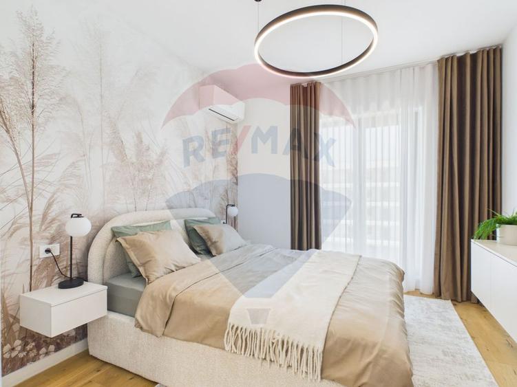 Apartament utilat complet cu terasa 25 mp,  vedere frumoasa, nelocuit