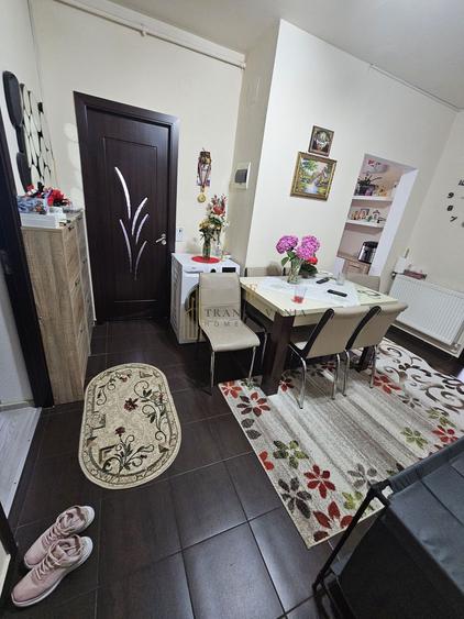 Vând apartament 2 camere decomandat