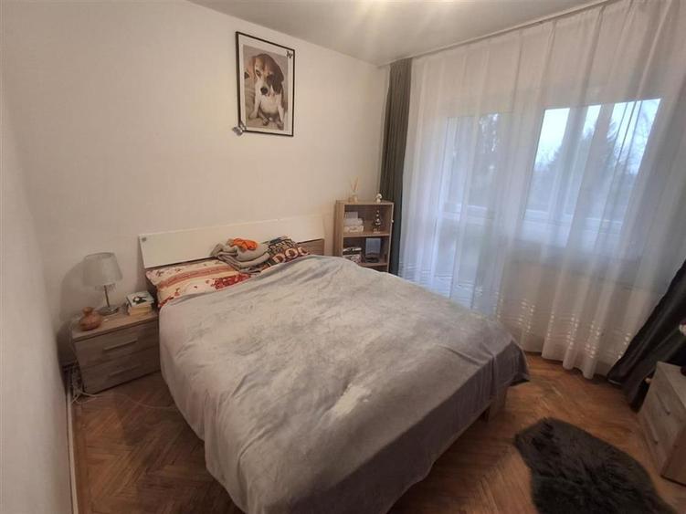 Apartament 3 camere decomandat 2 balcoane zona Calea Poplacii