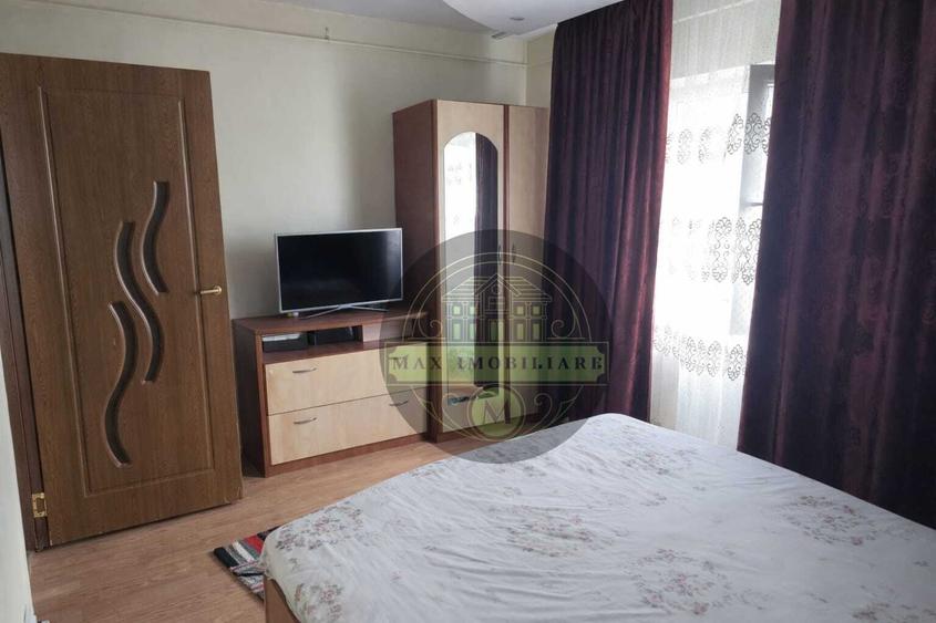 Apartament cu 2 camere, semidecomandat, situat în zona Enăchiță Văcărescu