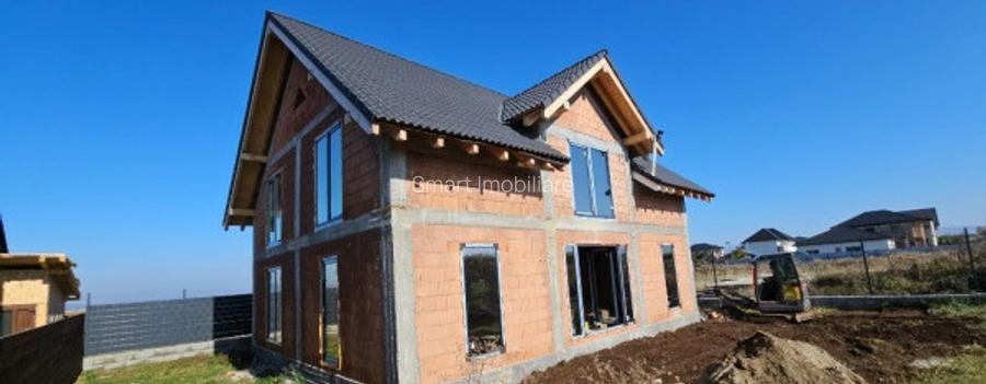 Casă la Roșu | Proiect Finalizabil Premium - 5