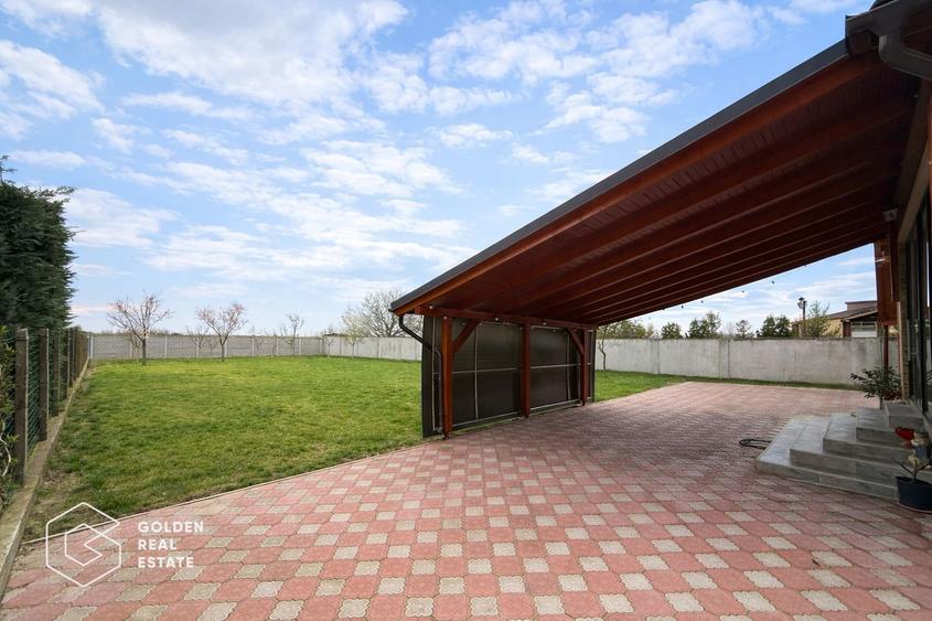 Vila la cheie, 3 camere Mandruloc, 1055mp teren, garaj, la 13 km de Arad