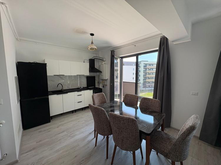 Apartament de inchiriat - 2 camere - bloc nou - prima inchiriere