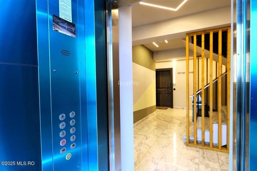 Mamaia Nord - Lotus Studios, 2 camere langa mare, 56 Mp, etajul 4/7! - 4