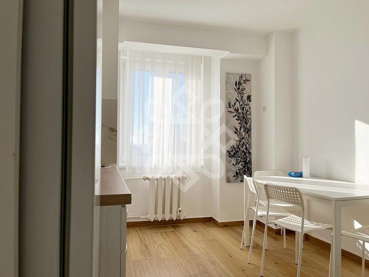 Apartament cu 4 camere de inchiriat ultracentral in Oradea