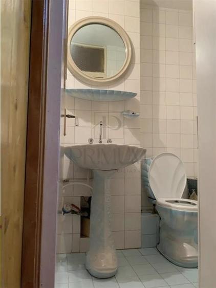DAMBOVITA - ETAJ 2 - BLOC IZOLAT - 3 CAMERE - 2 BAI - 2 BALCOANE - CENTRALA PROP