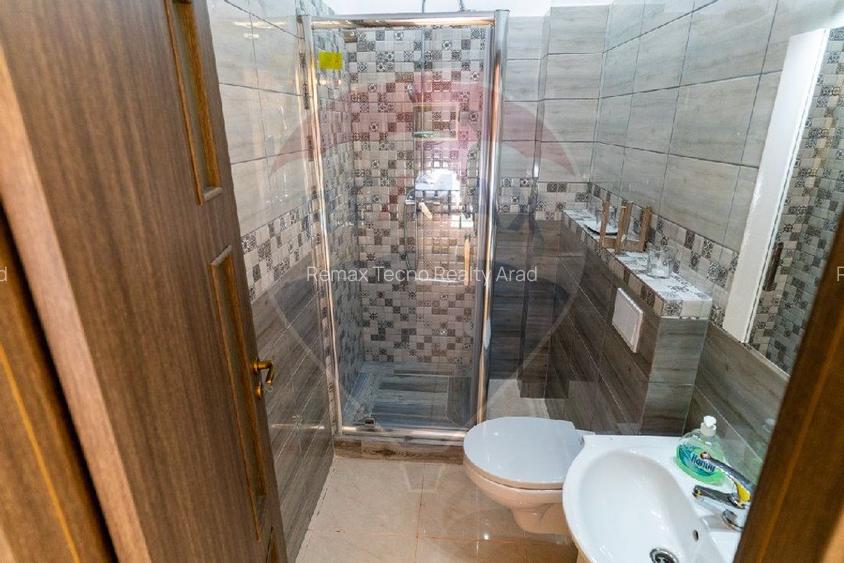 Hotel / Pensiune de închiriat sau vanzare în zona Central,Hunedoara - 21