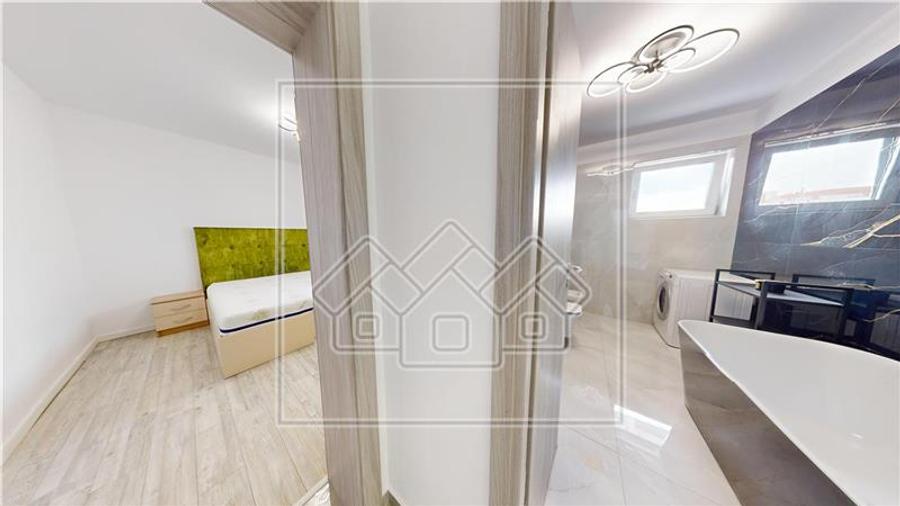 Penthouse superb cu 3 camere, 100 mp utili, terasa panoramica 110 mp