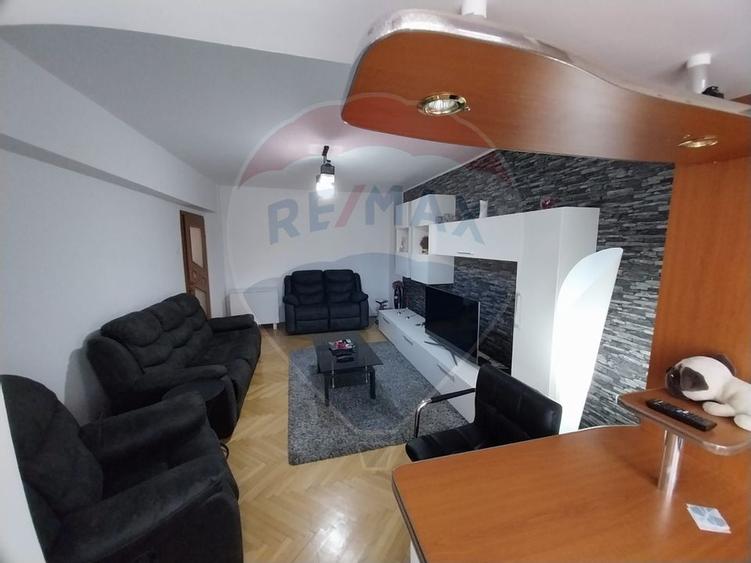 Apartament cu 3 camere Promenada- Calea Severinului-Toporasi