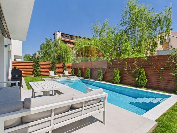 For Rent 5-Room Villa with Private Swimming Pool – Erou Iancu Nicolae