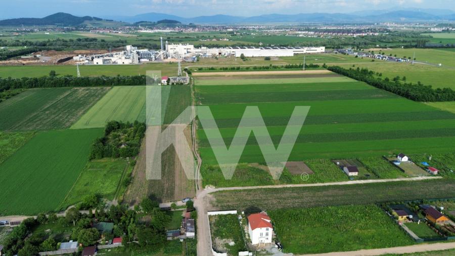 Teren intravilan 17.240 mp Stupini, str. Baciului-Luncii