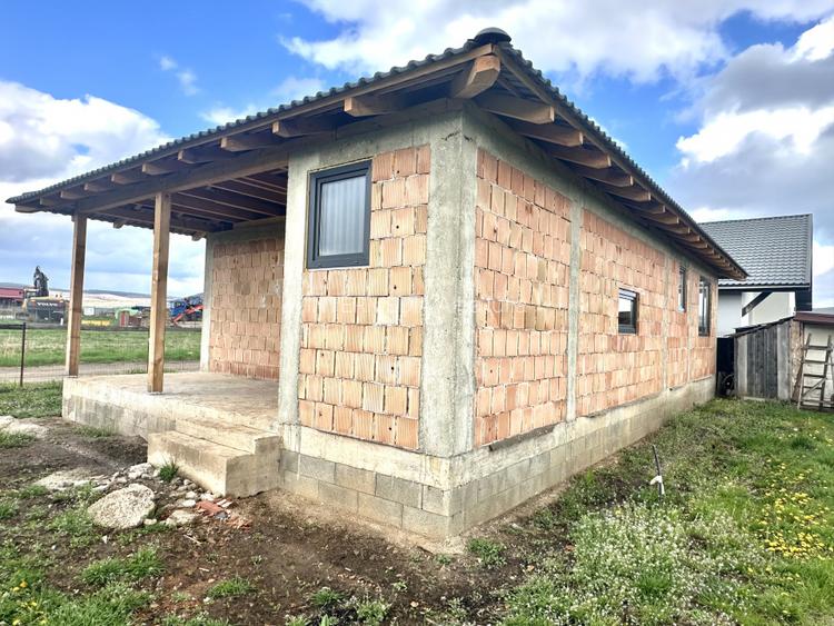 CASA NOUA LA ROSU I PE UN NIVEL I 73 MP I ALBA IULIA ZONA MICESTI I - 2
