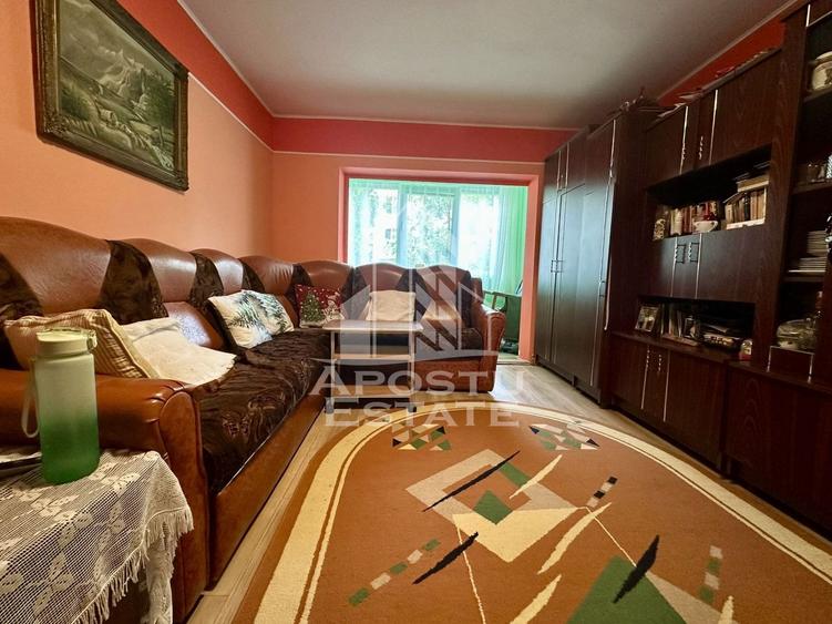 Apartament cu 3 camere de vanzare, centrala, zona Soarelui, Timisoara
