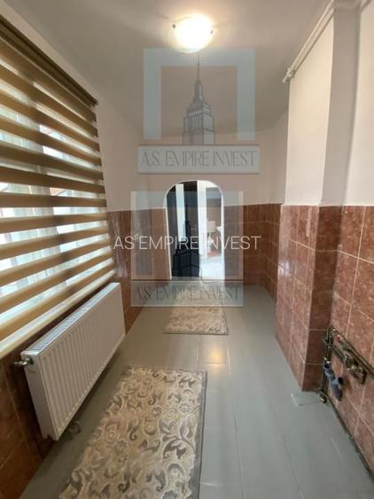 Casa singur in curte - zona Schei - 6