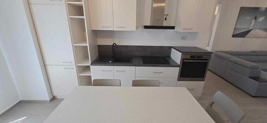Apartament cu 3 cam. de inchiriat central Cuza Residence