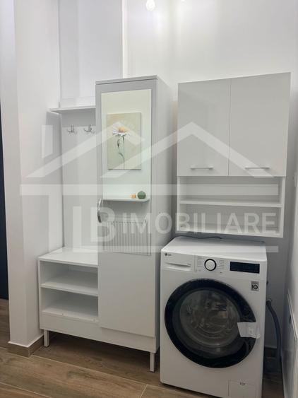 Apartament 2 camere, 56 mp, decomandat, parcare, Zona Vivat Residence