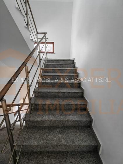 Spațiu comercial de închiriat în Centru | Poziție premium - 16