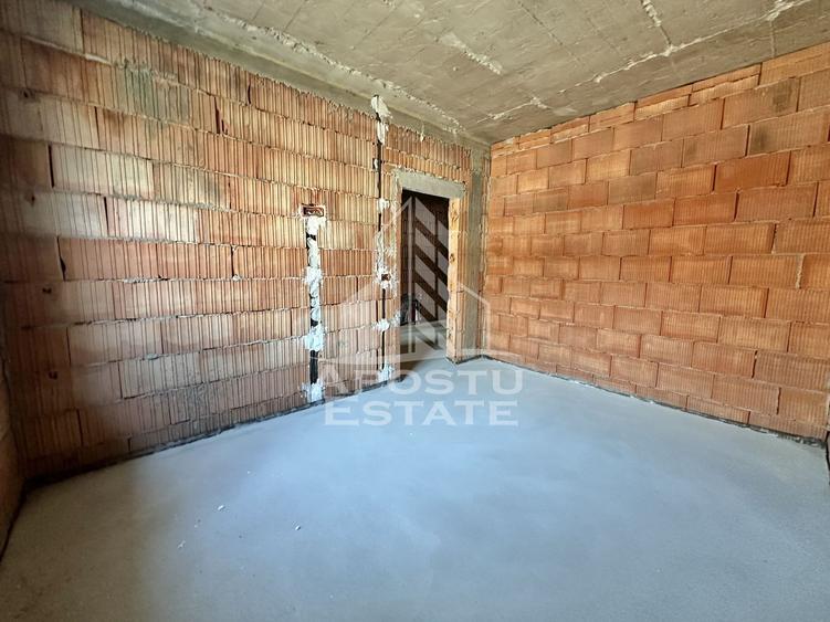 Apartament cu 2 camere si dressing decomandat in Giroc langa Hotel IQ.