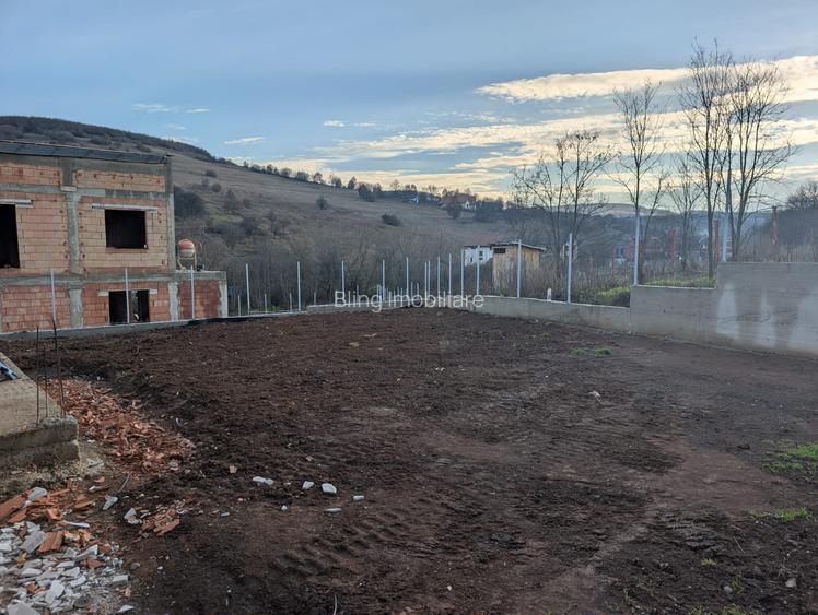 Casa individuala cu 4 camere , 120mp, 700mp teren, zona Mera - 6