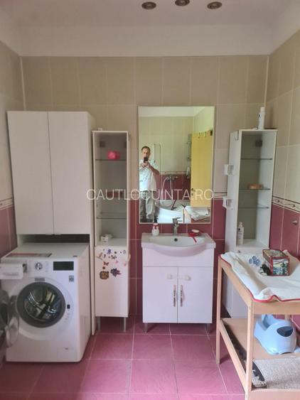 casa curte/ Otopeni/ curte foarte mare/firma rent a car/parcare long t - 5