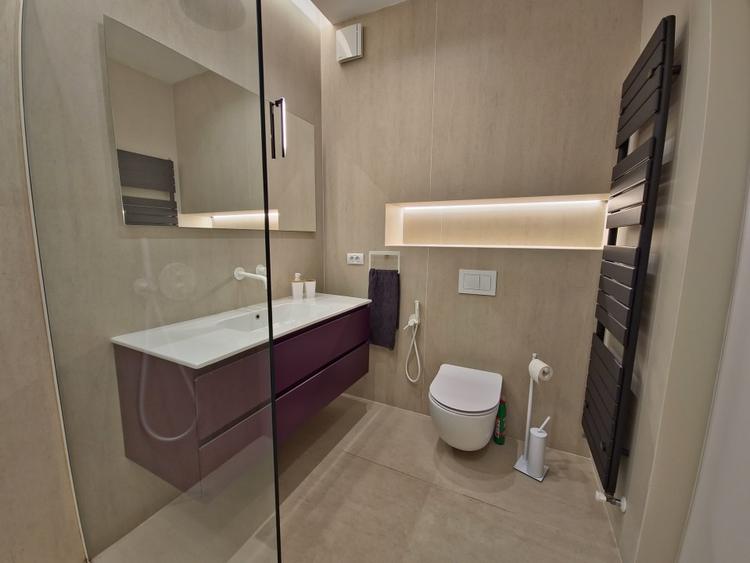 Studio de lux ultramodern centrul Constanței termen lung