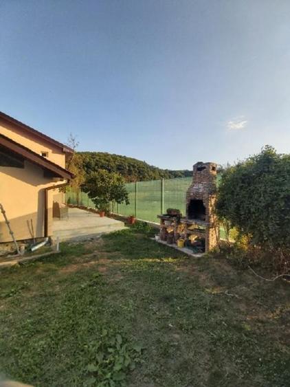 Casa 168mp 5 Camere Teren Plat 1077mp Zona Superbă Fara Trafic 8 km de Deva
