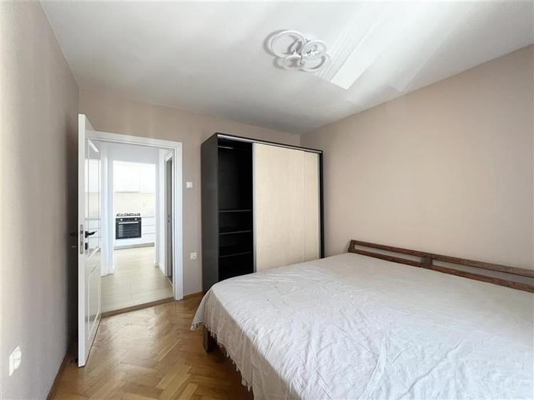 Apartament 2 camere decomandat renovat, etaj intermediar Vlahuta- Scriitorilor